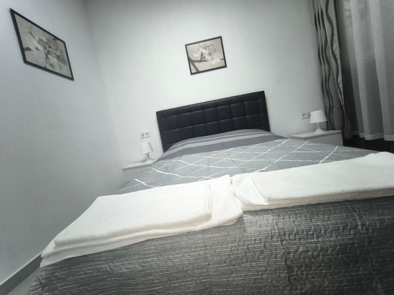Apartamentos Sant Roc Валенсія Екстер'єр фото